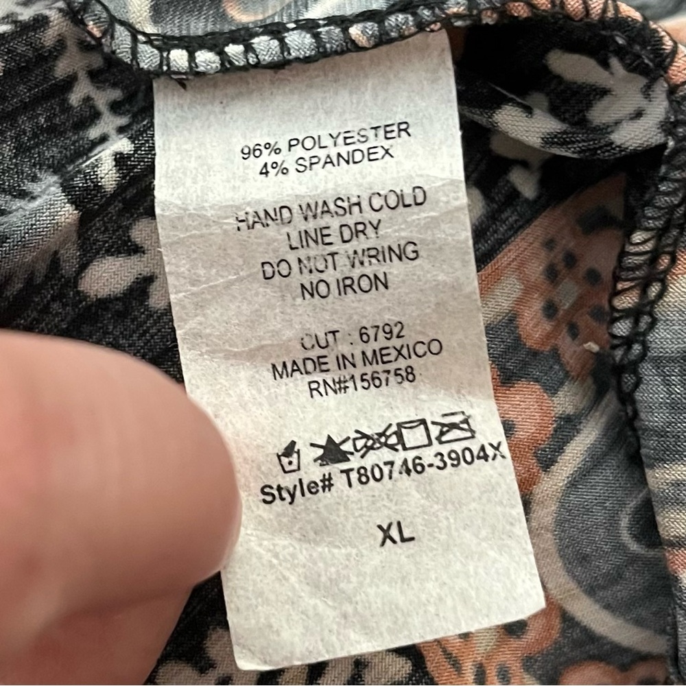 Paisley Grace Flowy Tunic Top 3/4 Sleeve Paisley Print Black XL - Picture 4 of 4